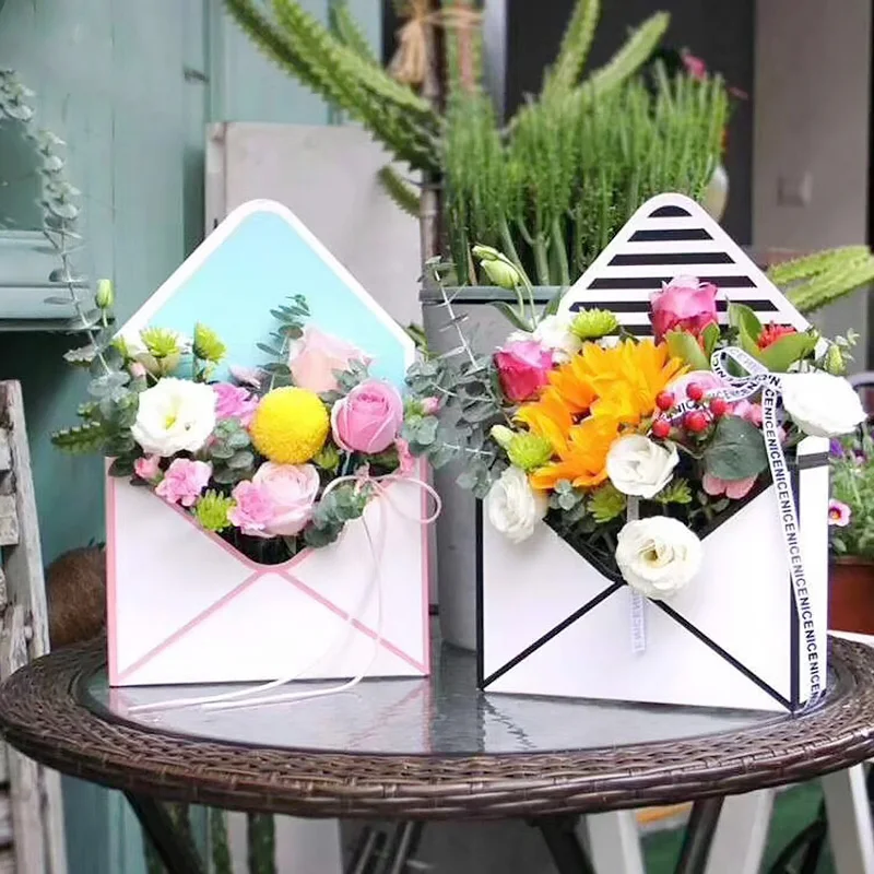 Sıcak Zarf Çiçek Kutuları Sepeti Buket Hediye Kutusu Katlanır Çiçek Buketi Karton Ambalaj Kutusu Çiçek Kağıt Tutucu Dekor
