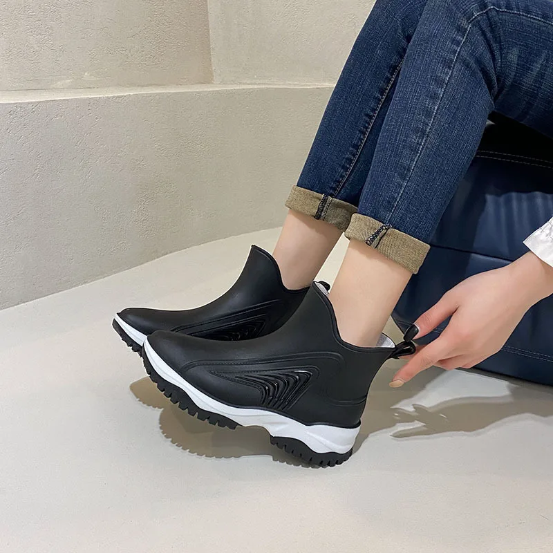 Kadın Retro Sevimli ayak Bileği yağmur çizmeleri Kaymaz Su Geçirmez su ayakkabısı Kadın Slip-on Karikatür Rainboots Wellies