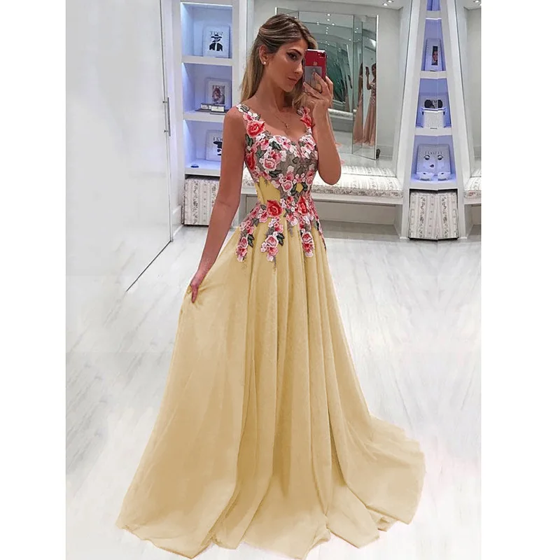 2021 Kadın Kadınlar Seksi Düşük Yaka Sıcak Satış Prenses Elbise Maxi Çiçek Nakış Kaliteli Moda şifon Elbise