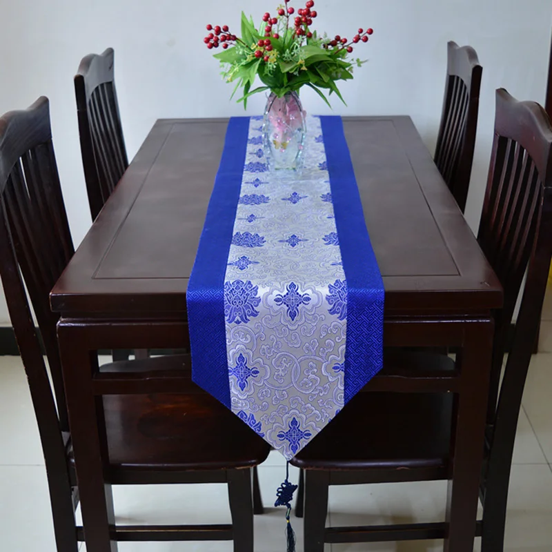 Çin Tarzı Kırmızı Masa Koşucu Saten Lüks Düğün Dekorasyon Çince Düğüm Püskül çay yatak masası Koşucu Kumaş